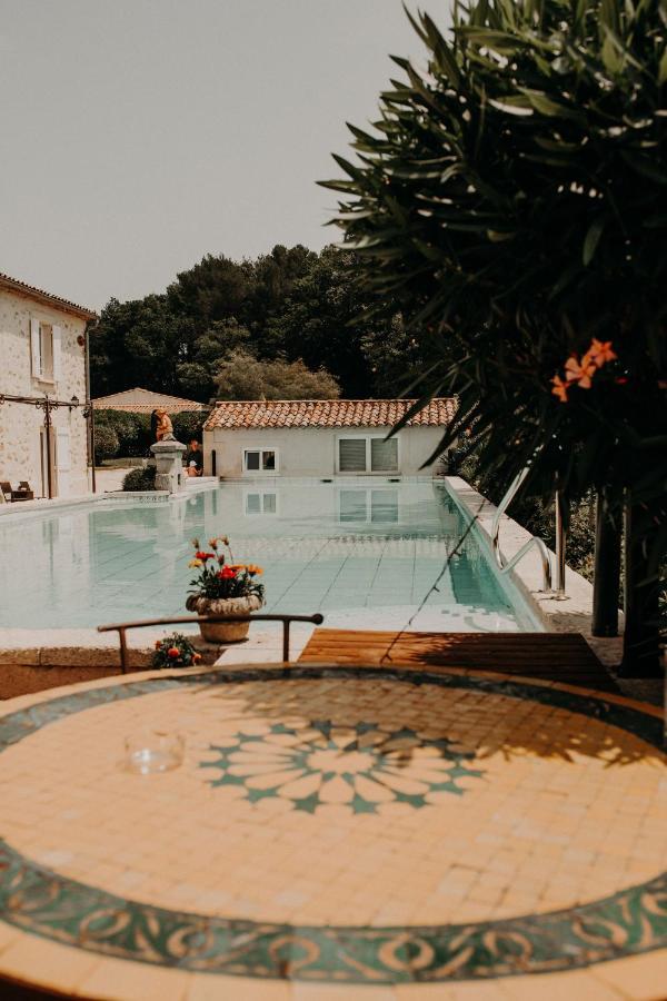 ランブク Domaine Amourellaアパートホテル エクステリア 写真