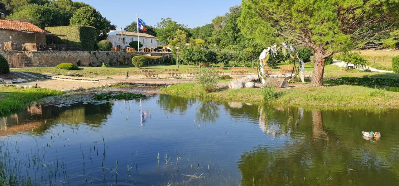 ランブク Domaine Amourellaアパートホテル エクステリア 写真