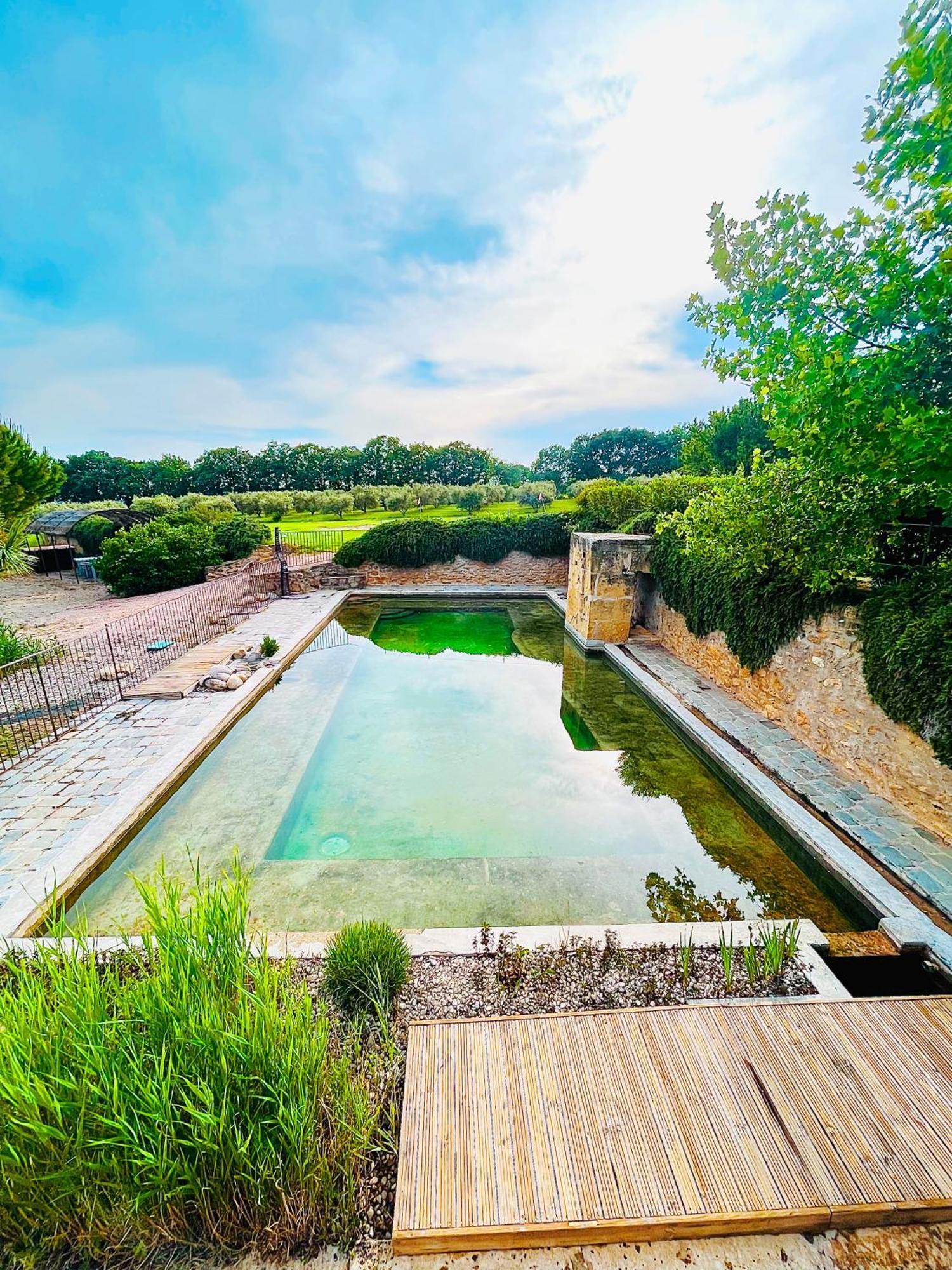ランブク Domaine Amourellaアパートホテル エクステリア 写真