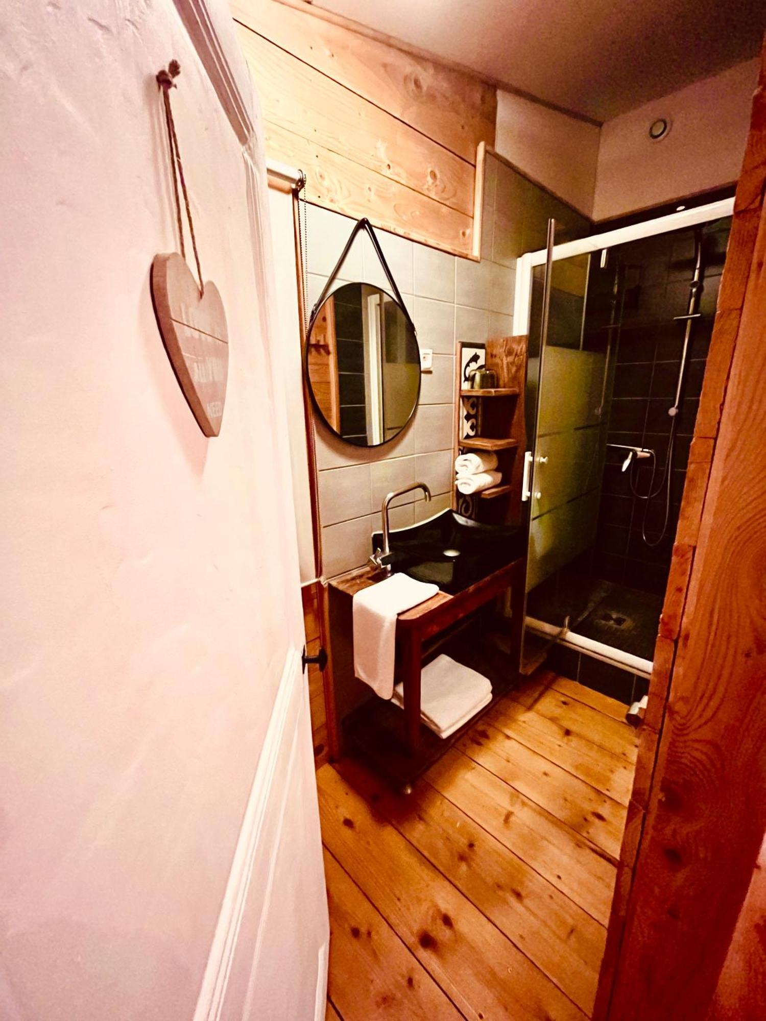 ランブク Domaine Amourellaアパートホテル 部屋 写真